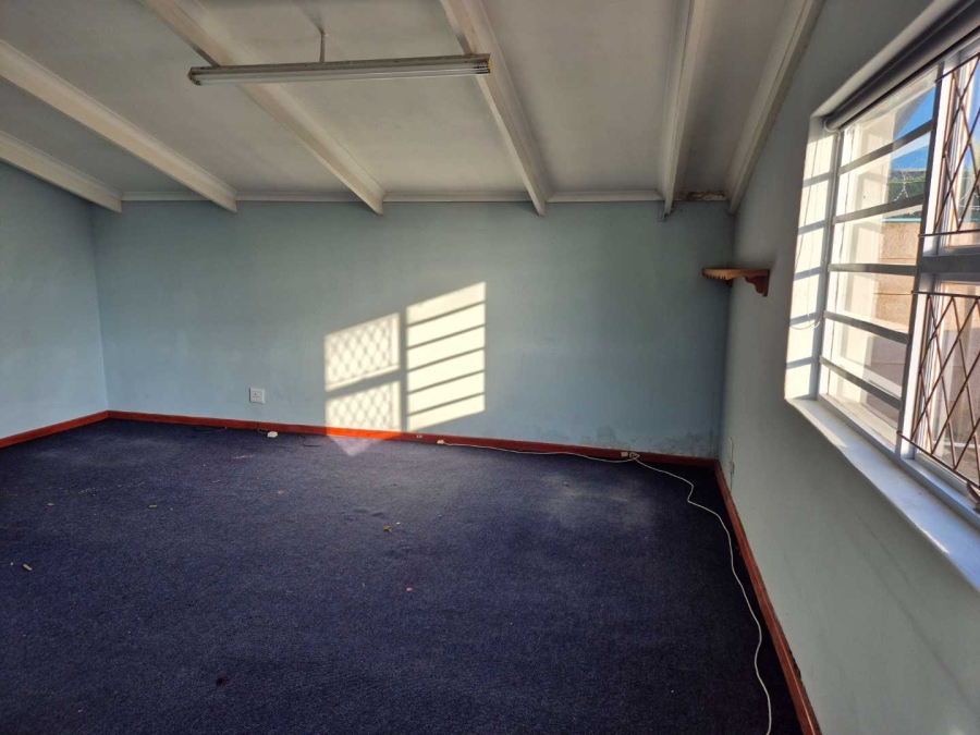 Commercial Property for Sale in Da Nova Western Cape